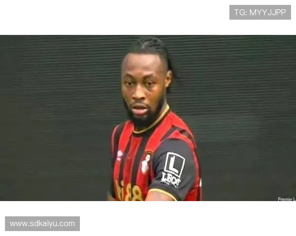 曝曼联明夏免签前锋当替补引援